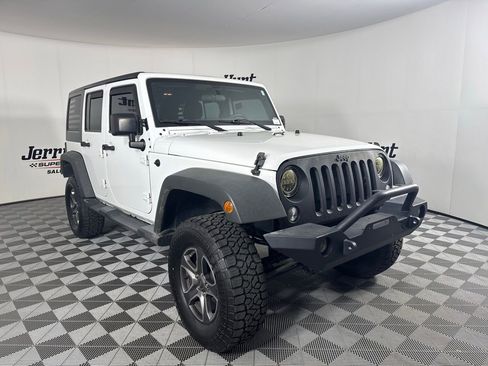 Used 2016 Jeep Wrangler Unlimited Sport AWD/4WD image 6