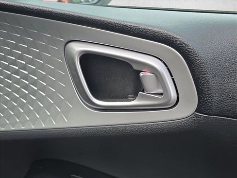 Used 2020 Kia Soul LX image 22