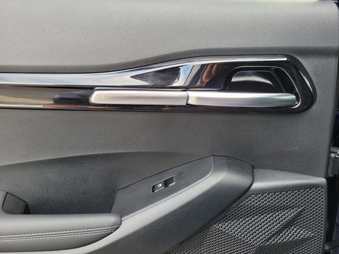 Used 2025 Kia Seltos EX image 12