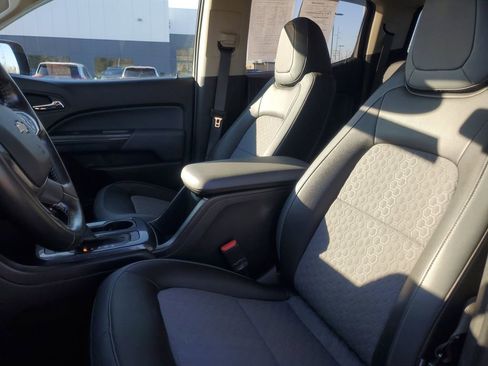 Used 2016 Chevrolet Colorado Z71 image 11