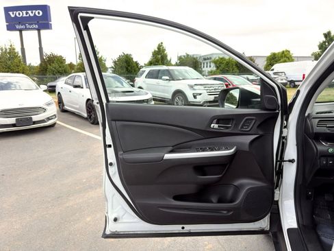 Used 2016 Honda CR-V Touring image 13