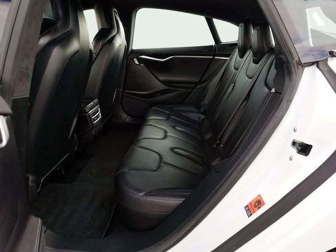Used 2016 Tesla Model S AWD image 18