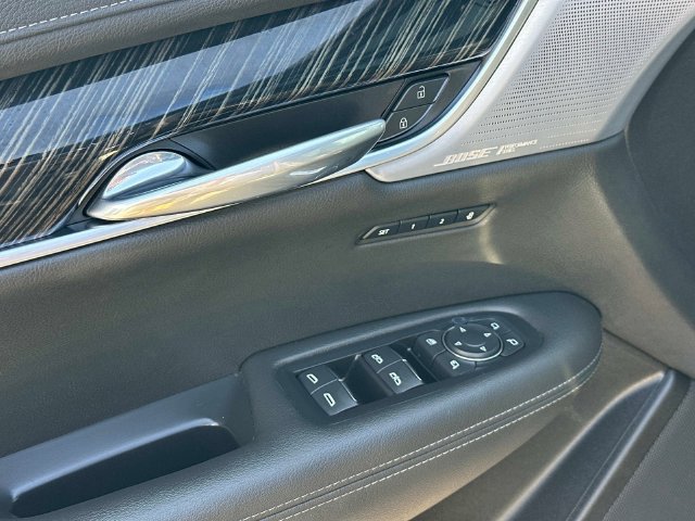 Certified 2024 Cadillac XT6 Premium Luxury w/ Technology Package FWD image 20