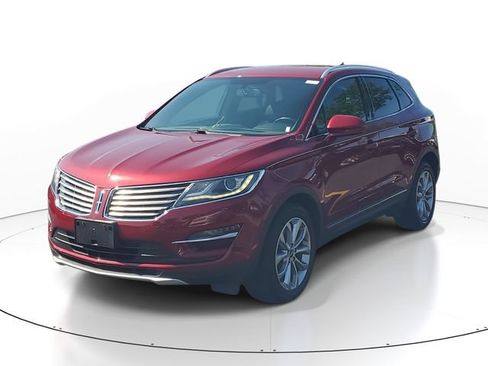 Used 2018 Lincoln MKC Select w/ Select Plus Package AWD/4WD image 2