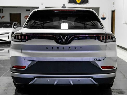 Used 2023 VinFast VF 8 Eco AWD/4WD image 11