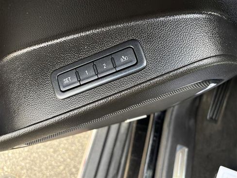 Used 2015 GMC Yukon Denali w/ Open Road Package image 13