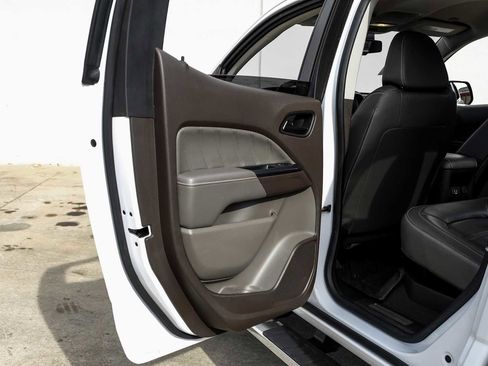 Used 2021 GMC Canyon Denali image 46