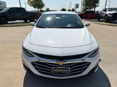 Used 2024 Chevrolet Malibu LT FWD image 8