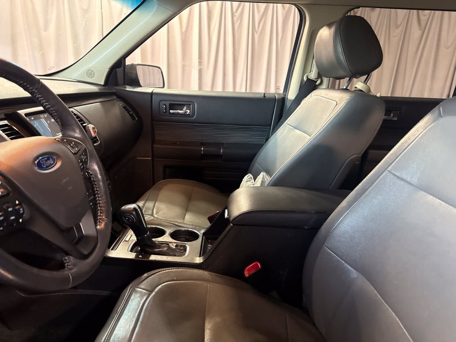 Used 2018 Ford Flex SEL w/ Equipment Group 202A FWD image 20