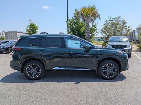 New 2026 Nissan Rogue Platinum w/ Platinum Premium Package AWD/4WD image 2