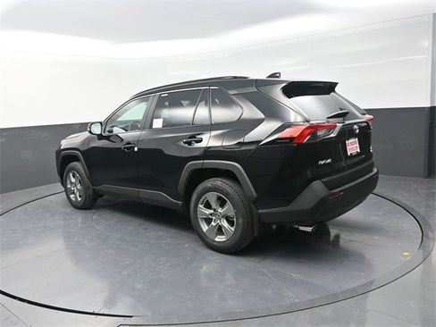 New 2025 Toyota RAV4 XLE image 5