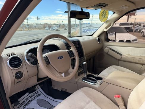 Used 2009 Ford Explorer Sport Trac XLT image 12