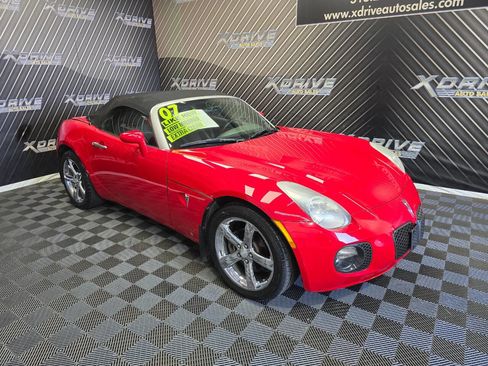 Used 2007 Pontiac Solstice GXP image 8