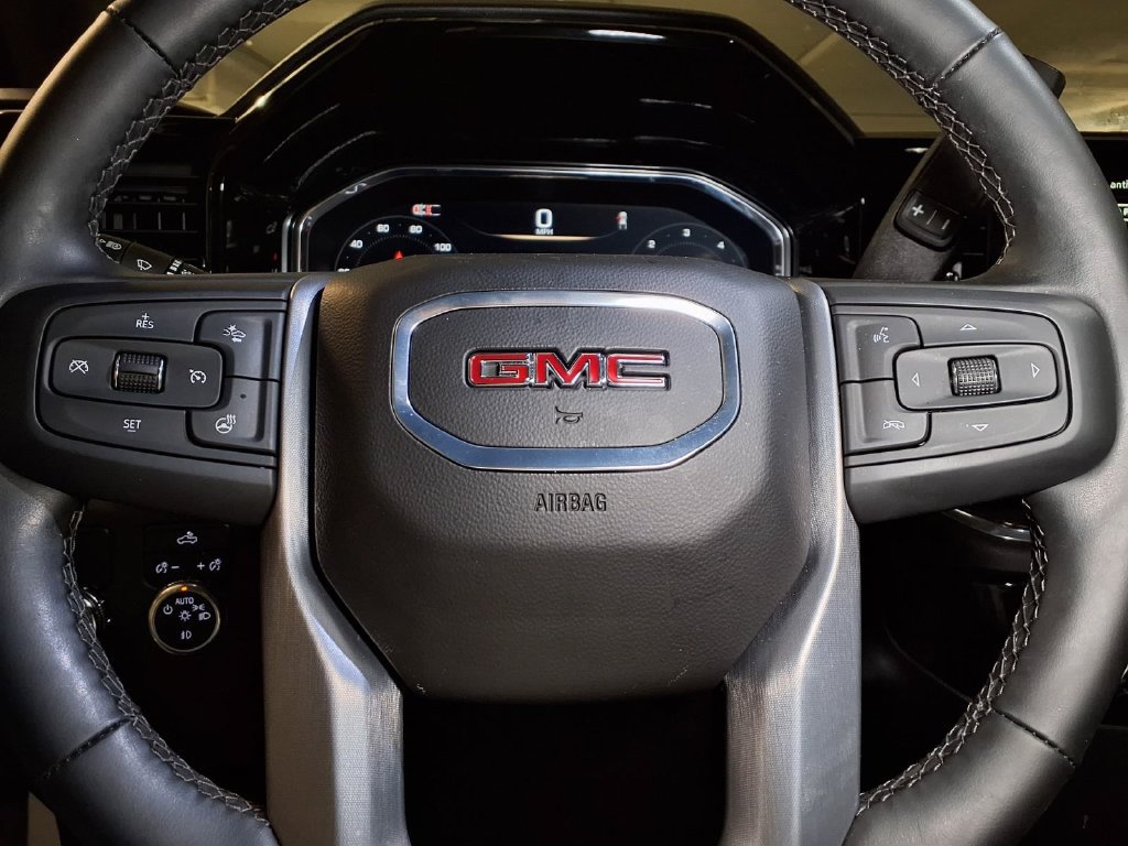 Used 2024 GMC Sierra 1500 Elevation RWD image 8