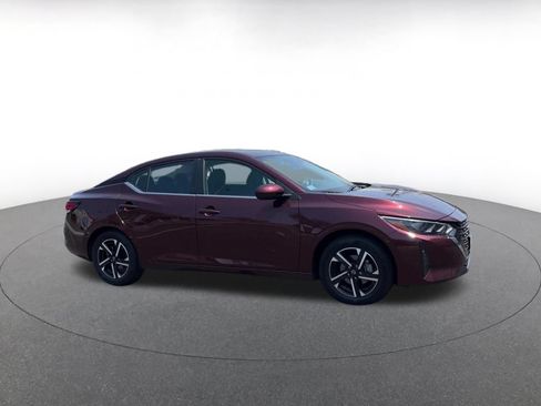 Used 2025 Nissan Sentra SV FWD image 2
