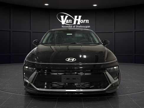 New 2026 Hyundai Sonata SE FWD image 2