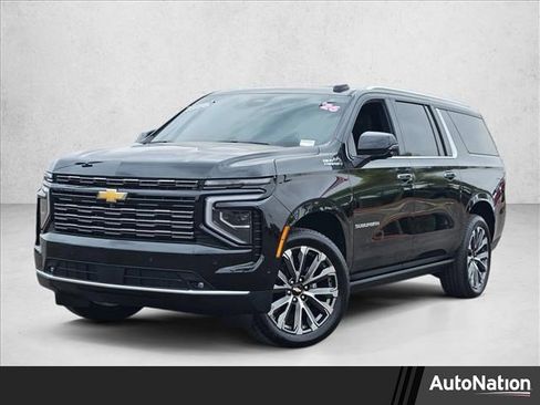 Used 2026 Chevrolet Suburban High Country AWD/4WD image 1