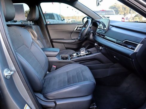 Used 2024 Mitsubishi Outlander SE Black Edition image 20