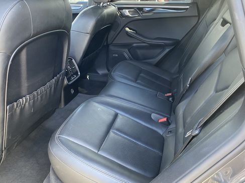 Used 2018 Porsche Macan S w/ Premium Package Plus AWD/4WD image 16