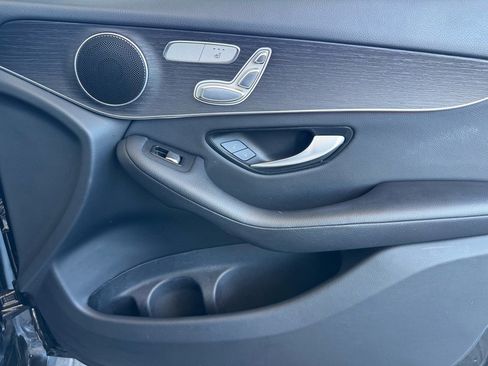 Certified 2022 Mercedes-Benz GLC 300 4MATIC image 25