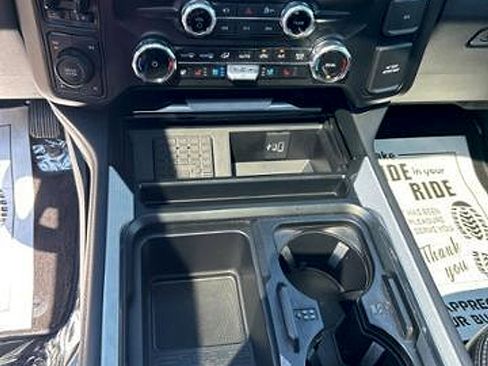 Used 2025 Ford F250 Platinum image 25