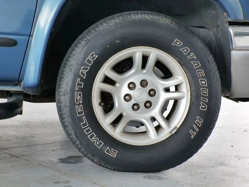 Used 2004 Dodge Dakota SLT w/ PWR Convenience Group image 32