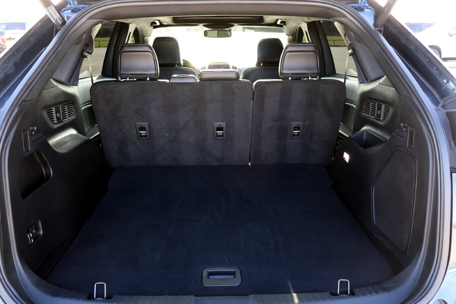 Used 2022 Ford Edge ST w/ Equipment Group 401A AWD/4WD image 16