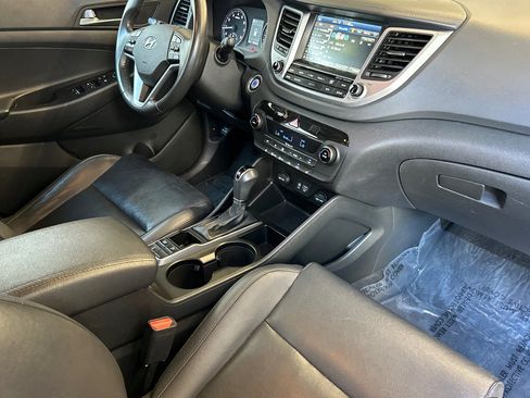 Used 2016 Hyundai Tucson Limited AWD/4WD image 18