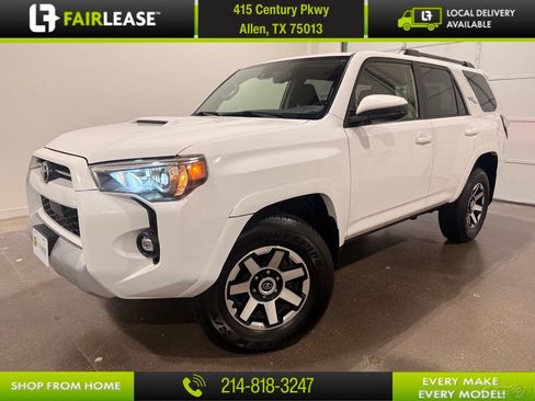 Used 2023 Toyota 4Runner TRD Off-Road AWD/4WD image 1