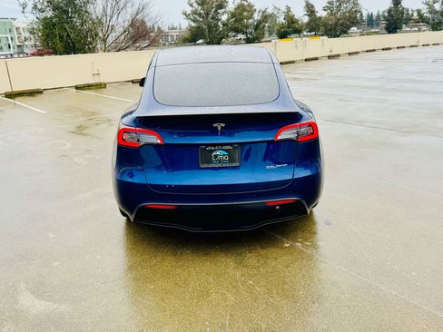 Used 2023 Tesla Model Y Performance image 40