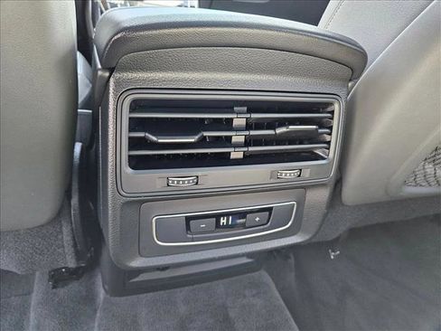 Used 2025 Audi Q7 3.0T Premium Plus image 18