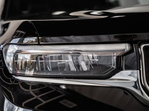 New 2025 Jeep Grand Cherokee Overland image 14