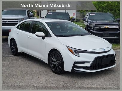 Used 2024 Toyota Corolla SE w/ SE Package