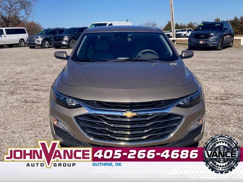 Used 2024 Chevrolet Malibu LT image 11