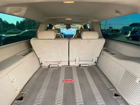 Used 2009 GMC Yukon XL Denali AWD/4WD image 33