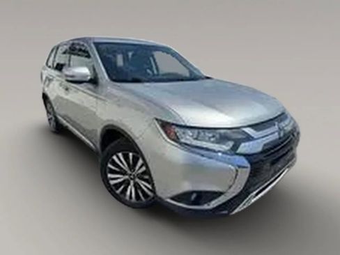 Used 2019 Mitsubishi Outlander SE FWD image 15
