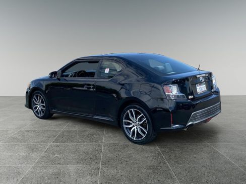 Used 2015 Scion tC FWD image 3