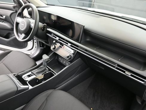 New 2026 Hyundai Tucson SEL image 13