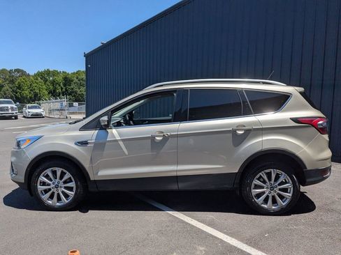 Used 2018 Ford Escape Titanium w/ Ford Safe & Smart Package AWD/4WD image 11