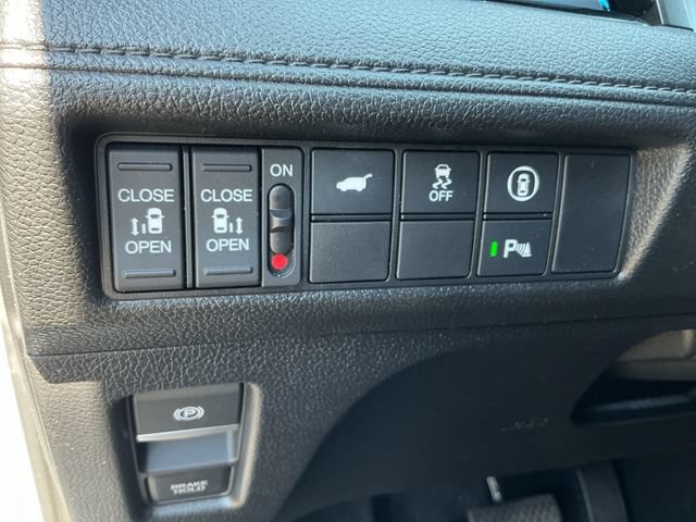 Used 2024 Honda Odyssey Elite image 30