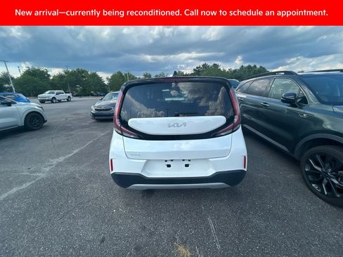 Certified 2024 Kia Soul LX w/ Option Group 015 FWD image 8