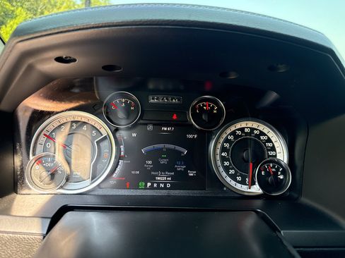 Used 2018 RAM 2500 Laramie w/ Sport Appearance Group AWD/4WD image 14