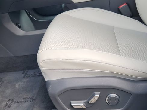 Used 2025 Hyundai Santa Fe SEL image 23