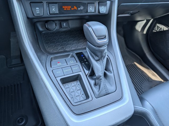 Used 2022 Toyota RAV4 XLE Premium FWD image 26