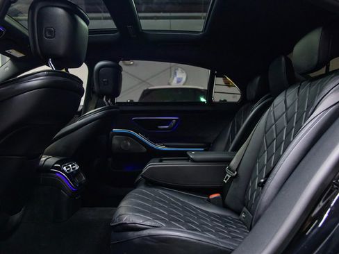Used 2021 Mercedes-Benz S 580 4MATIC Sedan image 33