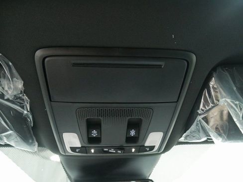 New 2025 Honda Pilot TrailSport image 42