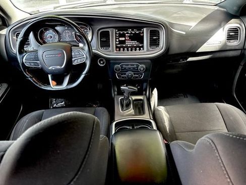 Used 2022 Dodge Charger R/T w/ Plus Group RWD image 25
