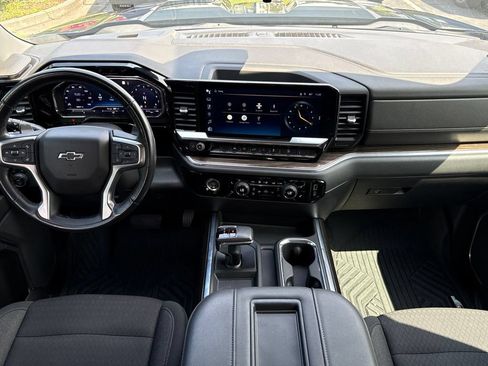 Used 2022 Chevrolet Silverado 1500 LT Trail Boss AWD/4WD image 27