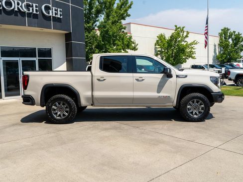 Used 2026 GMC Sierra 1500 AT4X AWD/4WD image 8