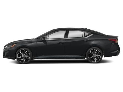 New 2025 Nissan Altima 2.5 SR AWD/4WD image 4